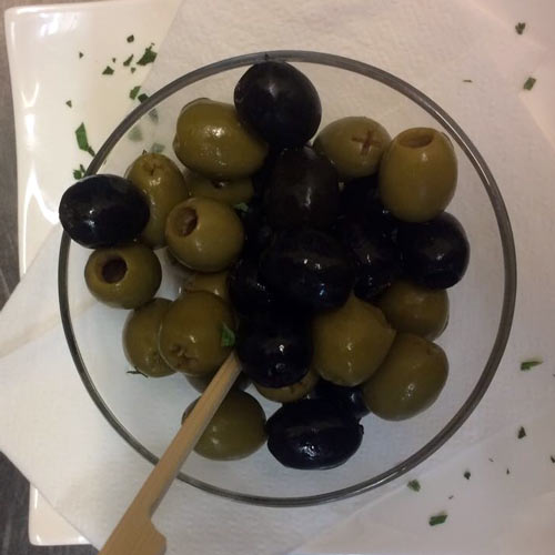Schale Oliven